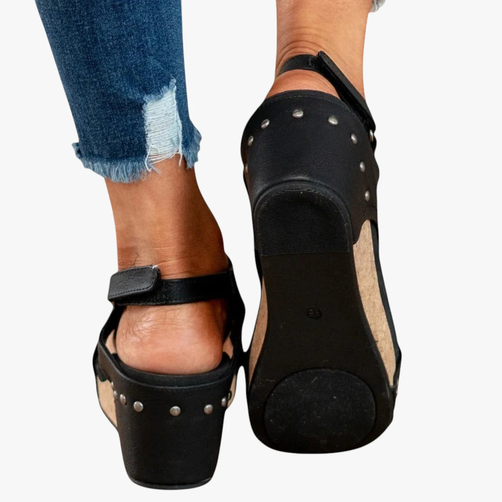 Dame Plateau Sandaler med Nitter og Velcro