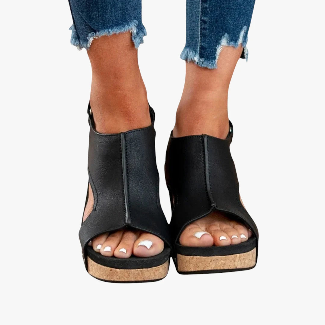 Dame Plateau Sandaler med Nitter og Velcro