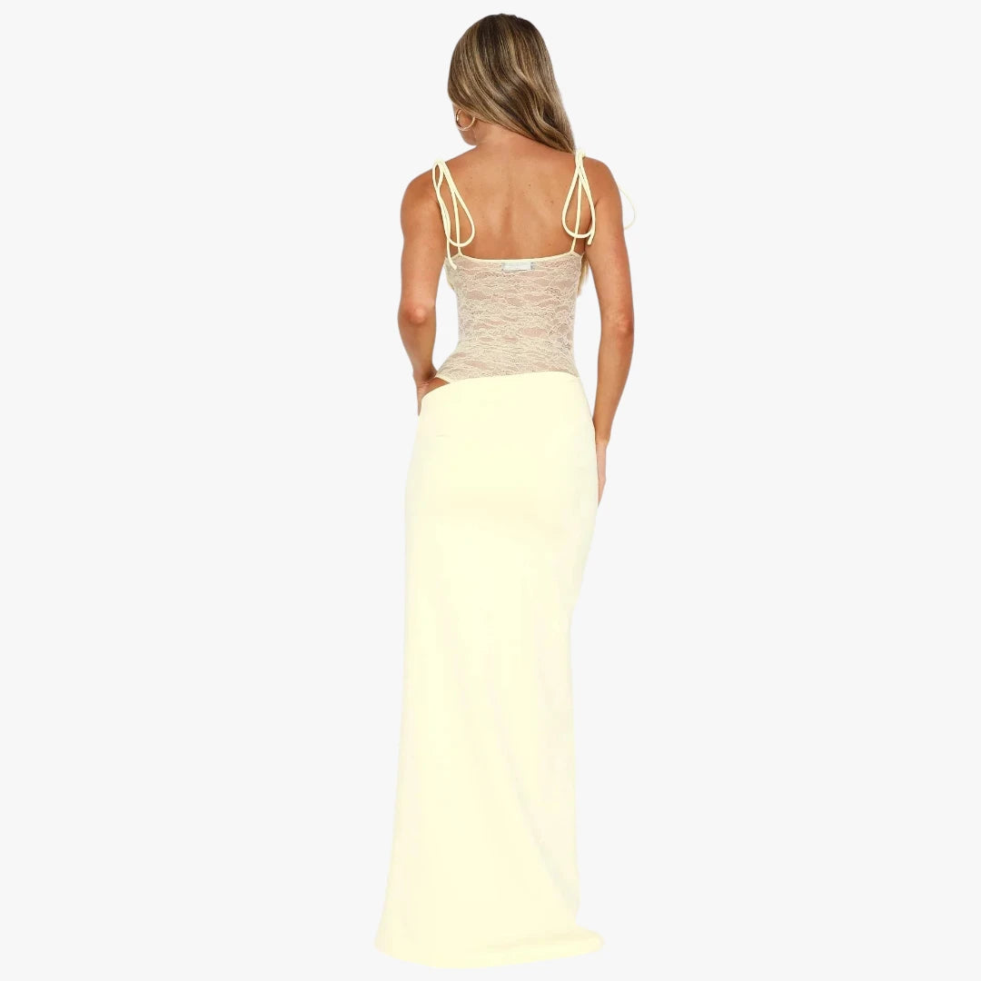 Dame Blonde Maxi Kjole til Bryllup med Åben Ryg