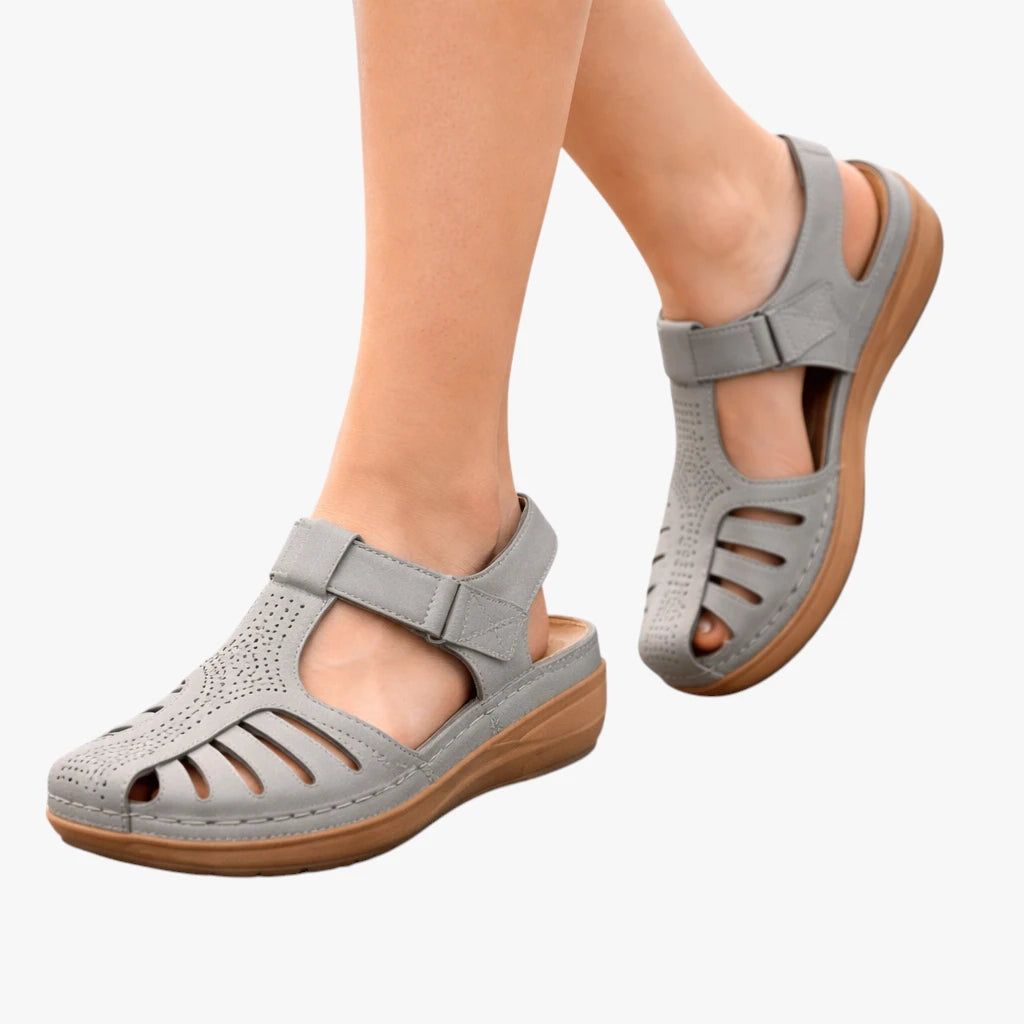 Dame Flade Lukkede Sandaler med Svangstøtte og Rem
