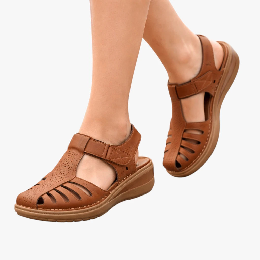 Dame Flade Lukkede Sandaler med Svangstøtte og Rem