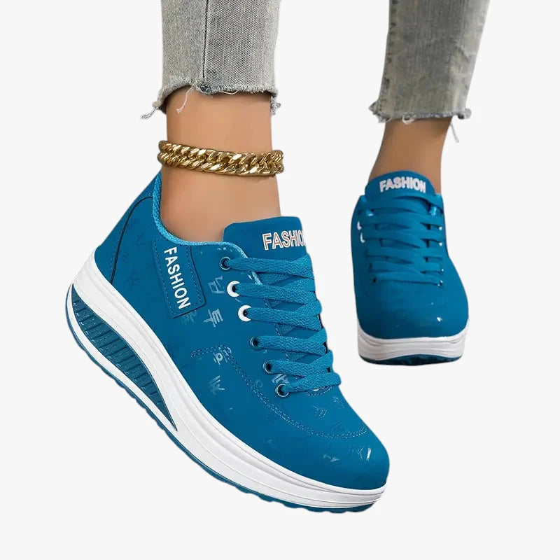 Dame Lette Brede Sneakers med Snøre og For