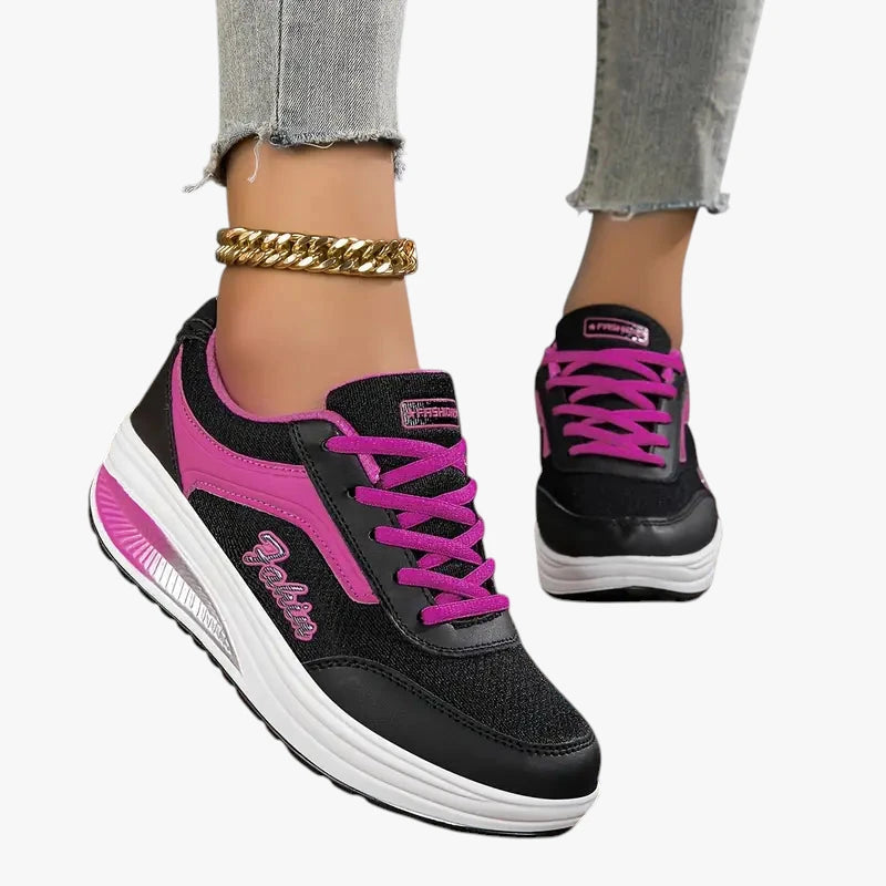 Dame Lette Brede Sneakers med Snøre og For