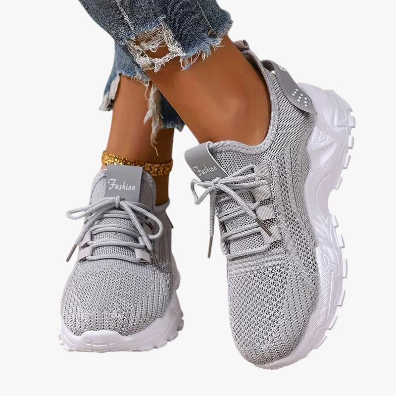 Dame Lette Brede Sneakers med Svangstøtte og Snøre