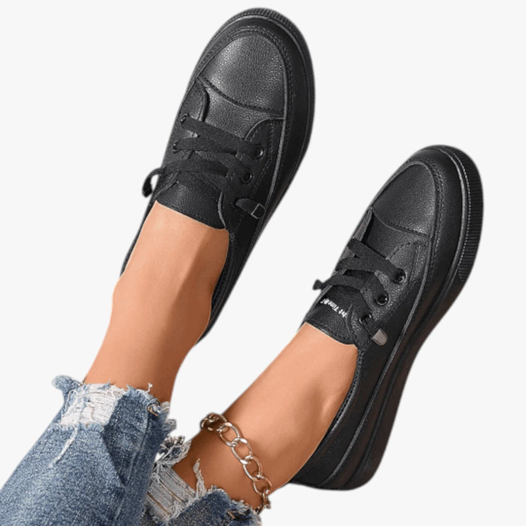 Dame Lette Lukkede Sneakers med Slip-on og Snøre