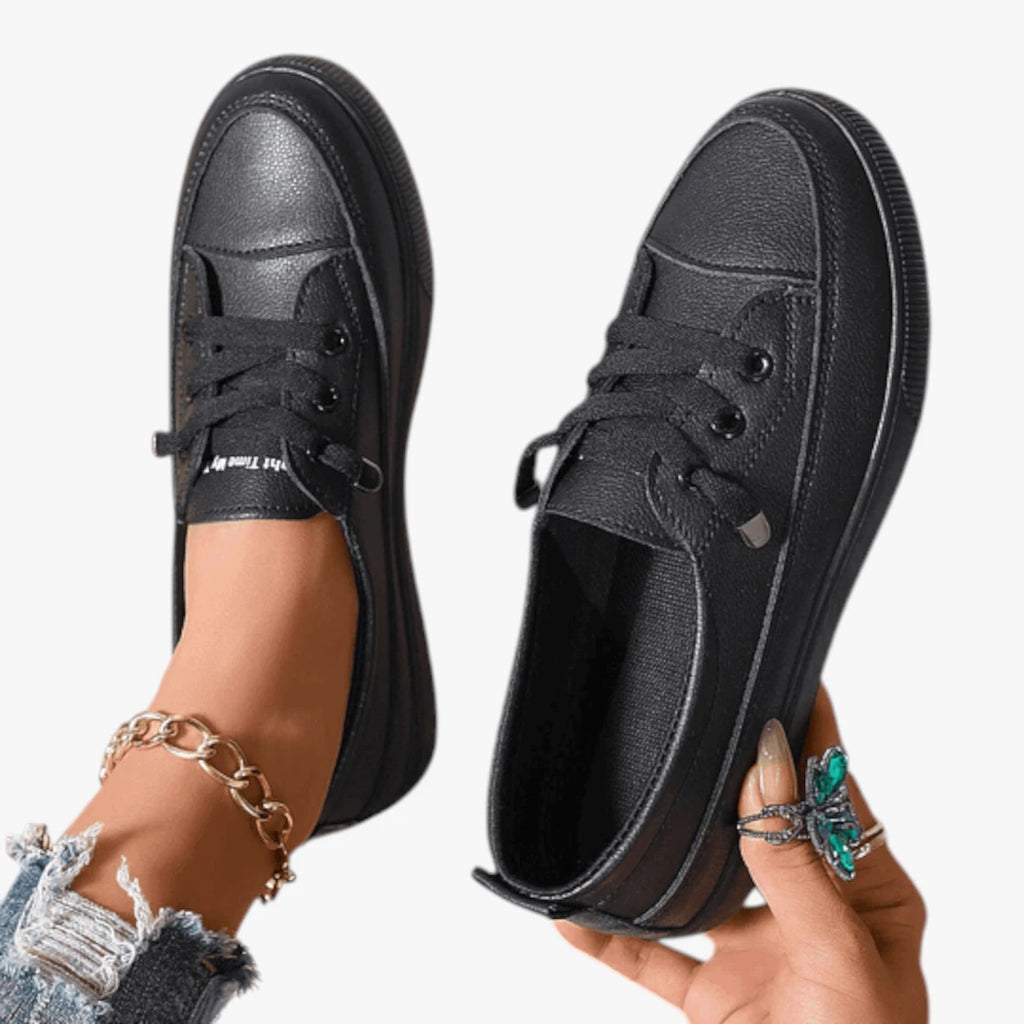Dame Lette Lukkede Sneakers med Slip-on og Snøre