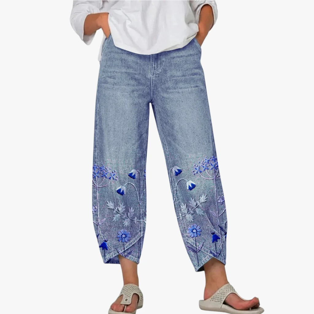 Dame Loose Fit Jeans med Blomsterdetaljer og Vide Ben