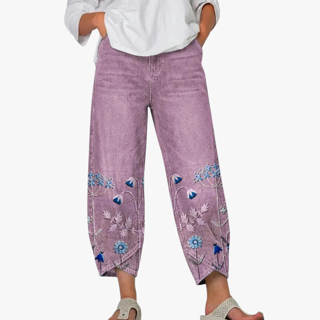 Dame Loose Fit Jeans med Blomsterdetaljer og Vide Ben