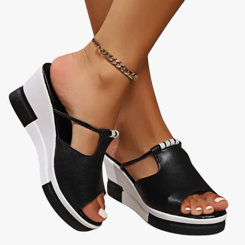 Dame Plateau Sandaler med Kilehæl og Embellished Detaljer