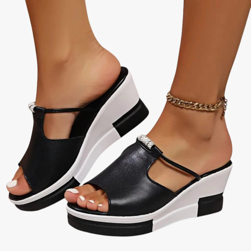 Dame Plateau Sandaler med Kilehæl og Embellished Detaljer