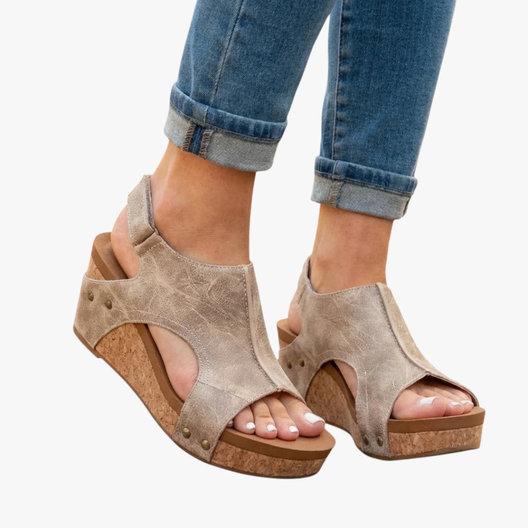 Dame Plateau Sandaler med Nitter og Velcro